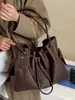Yuezhi 2026 bolso nuevo de otoño temprano estilo vintage esmerilado, bolso de hombro y cruzado de gran capacidad para el día a día, bolso tote tipo cubo casual