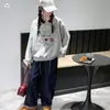 Conjunto de sudadera para niñas 2026 nuevo estilo de otoño para niños mayores, top de manga larga con cuello y bloques de color y pantalones vaqueros
