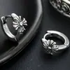 Pendientes de Flor Cruzada de Nuevo Estilo Transfronterizos para Hombres, Pendientes de Acero de Titanio de Moda con Diseño Retro para Mujeres, Accesorios Versátiles de Alta Gama