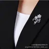 Broche de lujo de alta gama con microincrustaciones de circonita de alto brillo, elegante solapa para traje, accesorios fijos anti-exposición para ropa de mujer
