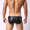 Cuecas masculinas europeias e americanas calças sexy cuecas divertidas masculinas roupa íntima convexa performance de paixão cuecas de couro patente escudo masculino