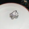 Anillo de Flor con Lazo Estilo Little Red Book, Anillo de Nicho de Lujo Ligero, Accesorio de Mano Versátil Estilo Coreano para Mujer