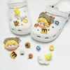 Encantos lindos de dibujos animados para zapatos con varios agujeros, decoraciones versátiles de resina para zapatos, mariposa, burbuja, flor, animales, charms decorativos al por mayor