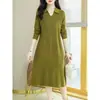 Vestido suéter base de punto transfronterizo 2026 nuevo estilo otoño e invierno, corte holgado, elegante, vestido largo hasta la rodilla