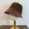 Chapéu Balde Retrô Estilo Japonês de Camurça e Couro PU para Mulheres, Cobre-Rosto, Afina o Rosto, Chapéu Cloche de Camurça de Alta Qualidade