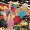Llavero de Estrella de Dibujos Animados Coreanos con Pedrería Completa, Accesorio de Bolso de Moda y Lujoso para Mujer, Cadena de Garra Linda Colgante Pequeño de Estrella de Cinco Puntas