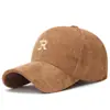 Estilo Nuevo Otoño e Invierno Simple Letra R Tridimensional Color Sólido Pana Gorra de Béisbol con Visera Dura, No Plegable, Ajustable, Sombrero de Moda