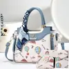 Bolsa Transversal Feminina da Moda, Bolsa de Mão para Mãe, Novo Modelo 2026, Bolsa de Ombro Único para o Dia a Dia com Acabamento de Luxo, Bolsa Feminina de Exportação