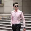 Camisa Blanca de Manga Larga para Hombre Joven, Estilo Coreano Simple Ajustada, Estilo Japonés de Moda, Color Sólido, Camisa sin Planchar, Top