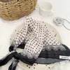 Bufanda Pequeña de Seda a Rayas Artísticas de Estilo Japonés para Mujer, Delgada Pastoral Versátil Casual Estilo Urbano Lindo Pañuelo para la Cabeza Accesorio para el Cabello