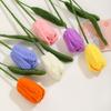 Bouquet de lã com acabamento tulipa tricotado à mão transfronteiriço Flor artificial de crochê Presente de feriado das mães do dia do professor