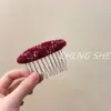 Pente de Cabelo Xadrez Vermelho-Marrom Retrô para Outono e Inverno, Pente de Cabelo de Pelúcia Vinho, Ferramenta de Penteado Lateral para Mulheres, Acessório de Cabelo Elegante