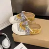 Nuevas Mules de Suela Gruesa para Primavera y Verano Mules con Punta Hueca para Mujer Persona Perezosa 2026 de Moda Versátiles Cómodos Slip-Ons