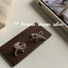 Pendientes de Diseño Nicho Estilo Ins Coreano Plata de Ley S925 Moño Retorcido Pinzas para Orejas Moda Versátil Sensación de Alta Gama para Mujeres