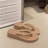 Chinelos de verão femininos estilosos, moda de celebridade da internet, estilo fada ao ar livre, praia, com plataforma grossa, com strass e design antiderrapante