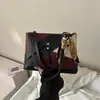 Bolsa de Viaje de Gran Capacidad para Mujer 2026 Nueva Moda de Verano Tendencia Bolso de Hombro Estudiante Bolso Tote para Debajo del Brazo