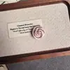 Materiais acessórios: Mini botões de rosa de fita de 2cm para acessórios de cabelo artesanais DIY, presilhas de cabelo, acessórios para roupas de animais de estimação e bonecas