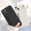 Capa de Celular de Silicone Minimalista Criativa Transfronteiriça com Design de Letra para Apple 17 Pro, iPhone 15/16 Capa Preta