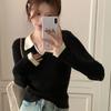 Suéter de Punto con Cuello Polo de Color Contrastante Estilo Coreano Manga Larga para Mujer Otoño e Invierno 2025 Camisa Básica Ajustada Pulóver Top de Manga Larga