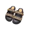 Sandalias Nuevas para Pareja Marca G 2025 con Velcro, Zapatos Individuales Versátiles con Pedrería, Mocasines Romanos de Playa de Suela Gruesa a la Moda