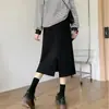Saia midi preta de outono de cintura alta com fenda para mulheres, estilo afina o corpo para o trabalho, saia midi evasê, saia lápis profissional