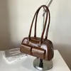 Bolsa de ombro/axila de couro com cera para uso diário, estilo nicho, novo modelo de verão 2026, grande capacidade, atacado