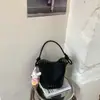 Bolso Cruzado Coreano para Mujer 2026 Nueva Moda de Verano Bolso Cubo Calado Gran Capacidad Bolso Cruzado