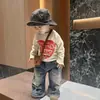 Conjunto de Camiseta de Manga Longa com Estampa de Coração Outono Estilo Coreano para Meninos Crianças Pequenas e Médias Jeans Rasgado Retrô Roupas Infantis Bonitas