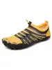 Sapatos de vadeio antiderrapantes para adolescentes, sapatos para rastreamento de riachos ao ar livre, novos sapatos de malha respirável de verão para homens, sapatos de praia leves com sola macia