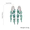 Aretes de Aguja Plateada con Borlas Geométricas Incrustadas de Diamantes, Estilo Retro Europeo y Americano, Lujo Ligero, Aretes de Alta Gama con un Diseño Único