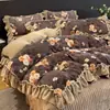 Estilo Retro Maillard Felpa Terciopelo de Leche Juego de Cama de Cuatro Piezas Invierno Engrosado Encaje Terciopelo Coral Funda Nórdica Sábana