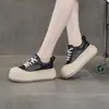 Zapatos de pan con cabeza grande, lindos y peculiares para mujer, colección otoño 2026, zapatos de mujer con suelas gruesas, que aumentan la altura, con cordones, zapatillas blancas, zapatos deportivos casuales y a la moda