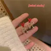 Pendientes Maillard de Alta Gama Color Rojo Ankora para Mujer Año Nuevo y Navidad Pendientes Elegantes Diseño de Nicho Otoño e Invierno