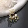 Clúster de flores de cristal de perla nuevo transfronterizo diy flor de cuentas tejida a mano seda retorcida perla joyería con cuentas broche accesorios