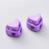 Pinzas de Resorte Coloridas Personalizadas, Pinzas Decorativas con Cordón en Forma de Corazón para Dobladillos de Chaquetas y Pantalones, Botones de Presión de Plástico con Doble Agujero
