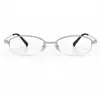 Gafas de media montura de alambre de titanio puro plateado de alta gama para mujer, un look natural esencial 30922F, montura con línea de cejas ovalada, montura de gafas para miopía ultraligera