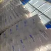 TPU Shandong Yinuowei T3195 Partículas Transparentes Resistente al Desgaste Materiales para Zapatos Sellos para Zapatos Ruedas Universales
