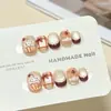 Uñas postizas temáticas de otoño, hechas a mano, con diseños lindos pintados a mano, estilo cat-eye juvenil e inspirado en Francia, disponibles para venta al por mayor