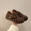 Zapatos Planos de Lana con Lunares de Corte Bajo para Mujer 2026 Otoño/Invierno Nueva Llegada Hebilla Elevadora Interna Zapatos Peludos Cómodos Cálidos Zapatos Casuales