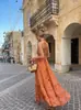 2026 Verano Nuevo Estilo de Vacaciones Europeo y Americano Transfronterizo para Mujer Estampado Retro Espalda Descubierta Borla con Cordones Vestido Largo