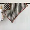 Lenço Quadrado Artístico Retrô, Lenço de Seda para Mulheres, Lenço de Cabeça com Estampa Espinha de Peixe, Acessório de Lenço Versátil de Alta Qualidade, Alça de Bolsa