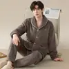 Flanela Outono e Inverno 2025 Novos Pijamas para Homens, Adolescentes e Jovens Cardigans, Espessados e de Veludo Coral Veludo Roupas de Casa