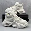Sapatos Masculinos Verão 2024 Novos Proteção do Trabalho Esporte Lazer Solado Grosso Aumentado Preto Torre Sapatos Modernos