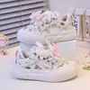 Nuevas Zapatillas Blancas Versátiles de Verano 2025 con Falda Lona Zapatos de Pan Estilo Coreano Suela Gruesa Zapatos de Tabla Zapatos de Moda para Niñas