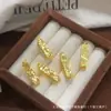 Tienda de Oro Mismo Estilo Arena Dorada Brillante Hielo Triturado Cuadrado Fortuna Cuadrado Pequeño Barra Colgante Cuadrado de Oro Triturado Cadena para Clavícula para Mujeres