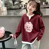 Camiseta Nova de Manga Longa para Meninas Primavera e Outono, Malha Waffle Infantil Falsa Peça Dupla Estilosa Casual Versátil Gola Redonda