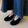 2026 Nueva Tendencia de Moda Versátiles Gamuza Mate Punta Redonda Tacón Bajo Corte en V Retro Poco Profundos Tacón Grueso Zapatos para Viajar al Trabajo