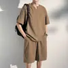 Traje Casual de Verão Estilo Chinês com Estampa de Lobo do Norte para Homens, Conjunto de Duas Peças com Camiseta de Manga Curta e Gola V Solta Estilo Chinês Novo