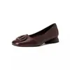 Sapatos Femininos de Salto Baixo com Fivela Quadrada Francesa Versáteis 2026 Outono Novo Estilo Sola Macia Confortáveis para os Pés Trabalho Bico Baixo Sapatos de Couro para Mãe