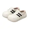 Pantuflas peludas para mujer para otoño e invierno, aptas para usar en exteriores, nuevo modelo 2026, forradas de felpa, cálidas, de suela gruesa, antideslizantes, pantuflas de algodón para el hogar en interiores, venta al por mayor
